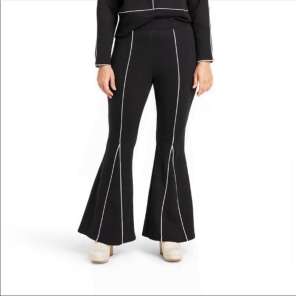 NWOT! Victor Glemaud x Target mock neck sweatshirt and high rise flare pants - Picture 2 of 8